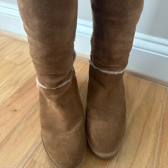 UGG Tall Kasen Boots! - Picture 8 of 10